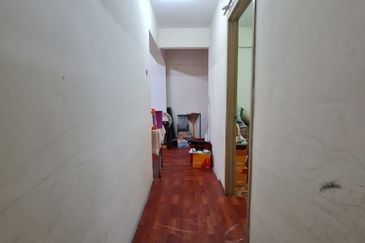 Pangsapuri Putra Damai