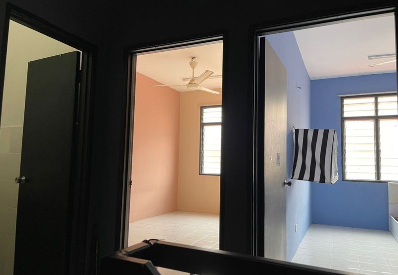 Taman Seroja, Bandar Baru Salak Tinggi