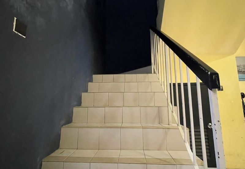 Taman Seroja, Bandar Baru Salak Tinggi