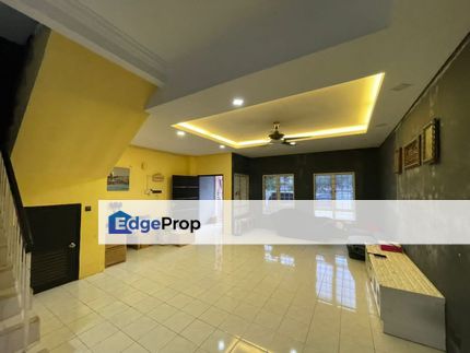 Renovated 2 Storey Terrace Taman Seroja, Selangor, Sepang