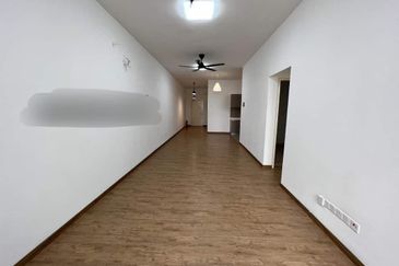 PR1MA Lakefront Homes