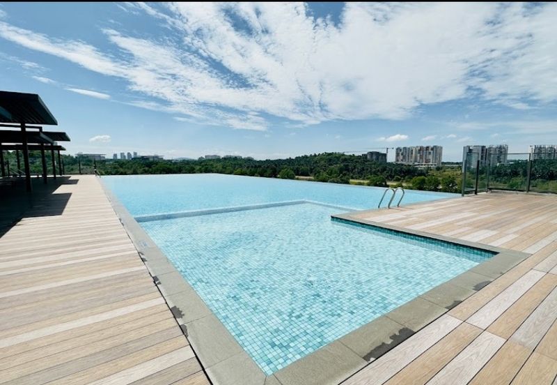 Kenwingston Square Garden