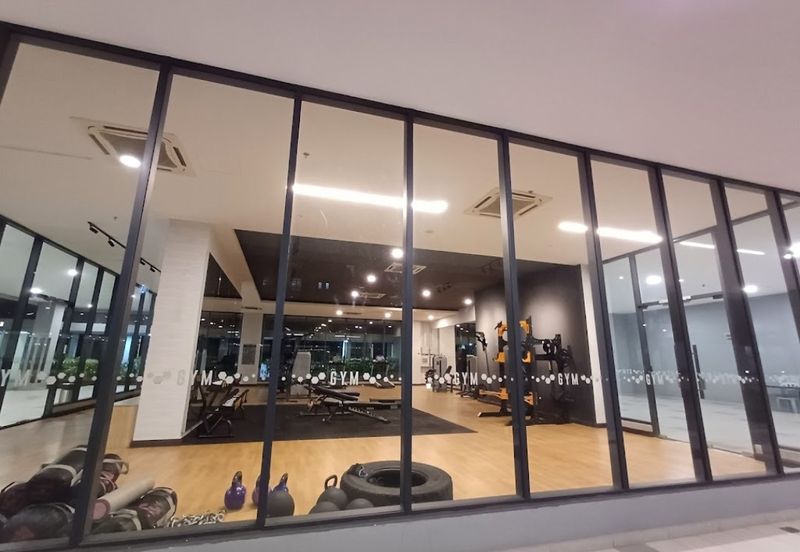 Kenwingston Square Garden