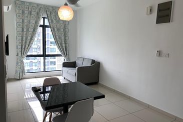 Kenwingston Square Garden