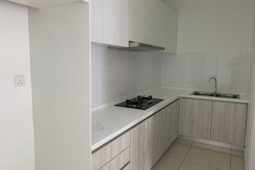 Kenwingston Square Garden