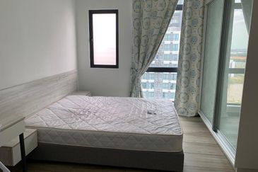 Kenwingston Square Garden