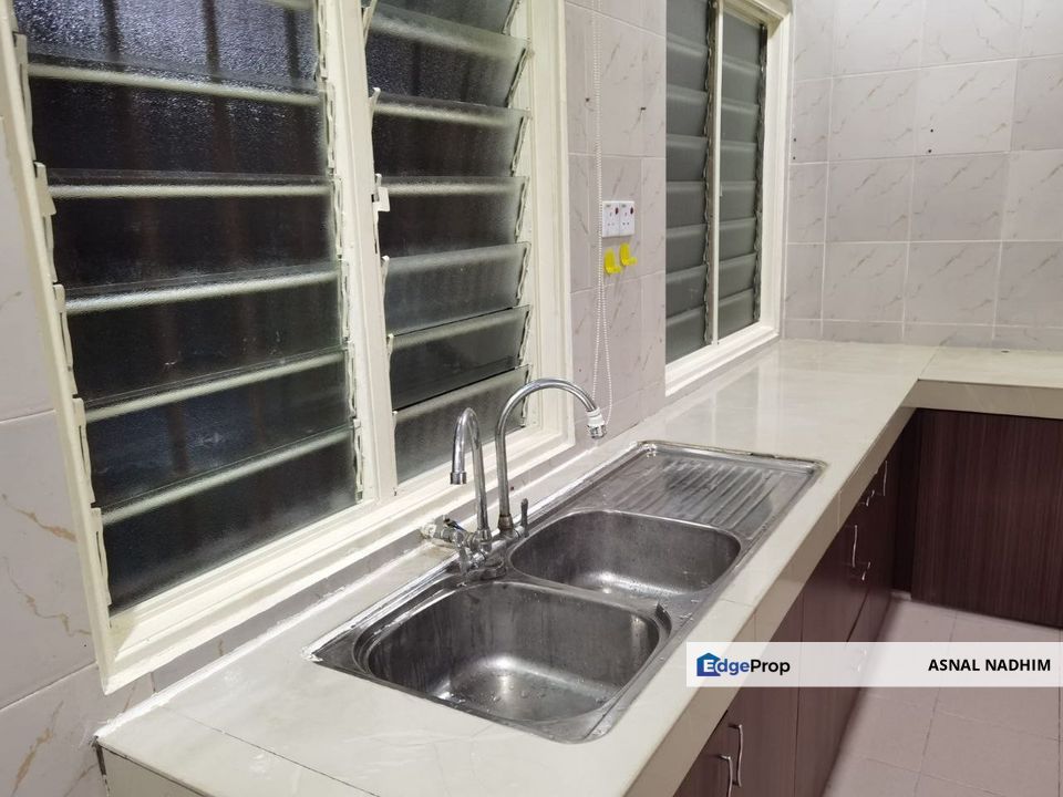 Single Storey Terrace Taman Salak Idaman For Rent, Selangor, Sepang