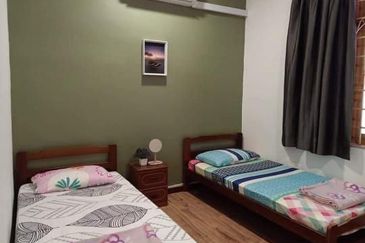 SINGLE STOREY SEMI-D Taman Selasih, Bandar Baru Salak Tinggi, Sepang, Selangor For Sale