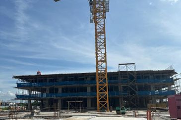 Amora Residences Kota Warisan For Sale