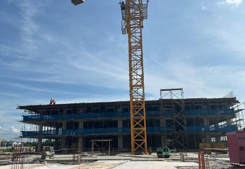 AMORA RESIDENSI @ WARISAN 9