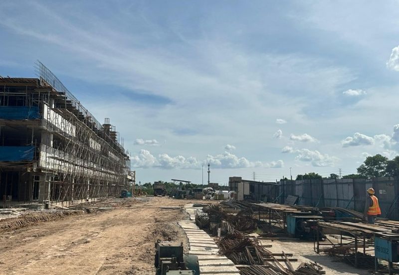 AMORA RESIDENSI @ WARISAN 9