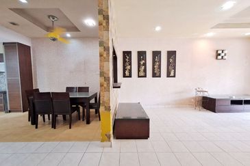 Jalan Spektrum U16 @ Taman Bukit Subang