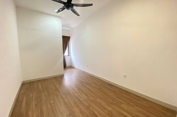 Elmina Green Three @ City of Elmina