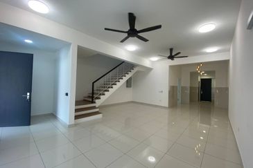 Elmina Green Three @ City of Elmina