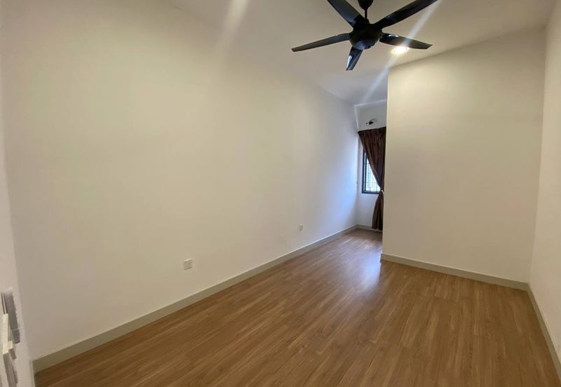 Elmina Green Three @ City of Elmina