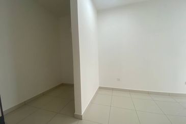 Elmina Green Three @ City of Elmina