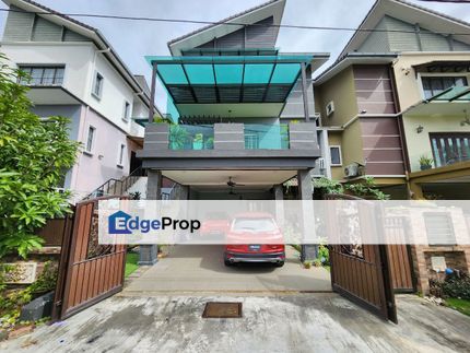 Fully Renovated Facing Open 2.5 Storey Semi D Taman Puncak Saujana Seksyen 3, Kajang, Selangor, Kajang