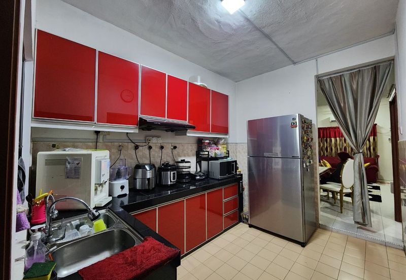 Taman Dahlia, Sepang