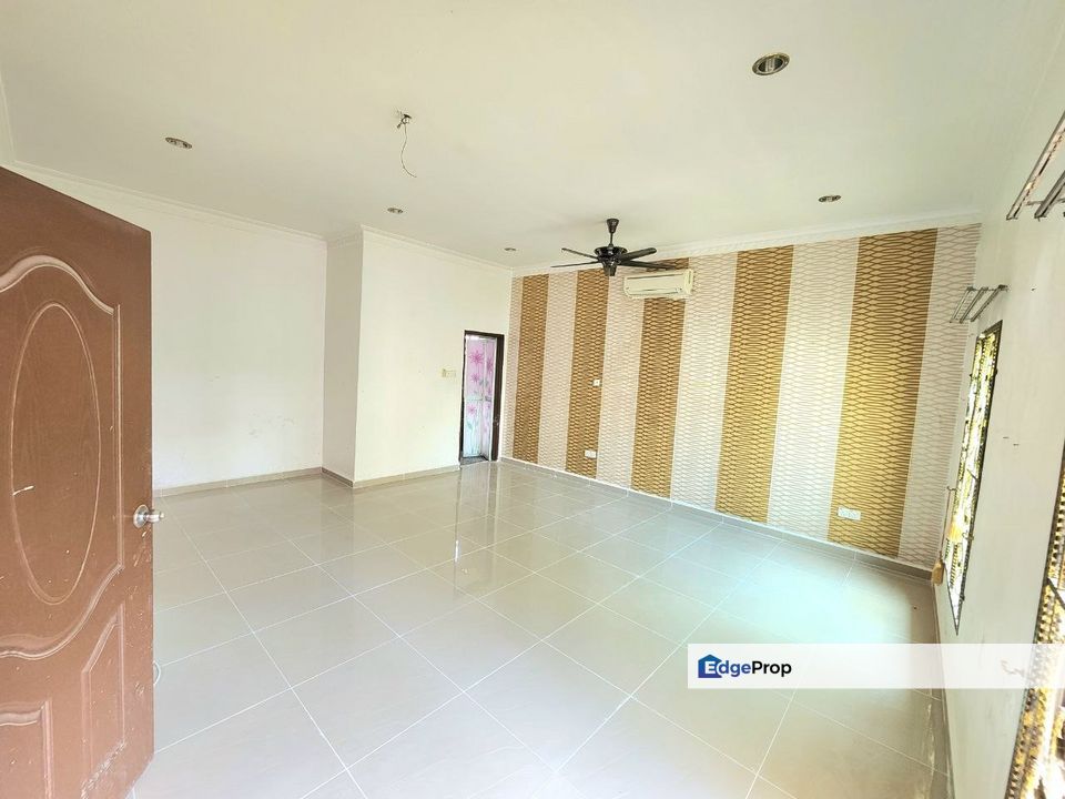 END LOT Semi D Single Storey  IMPIANA VILLA, BANDAR BARU NILAI, Negeri Sembilan, Nilai