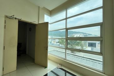 Kawasan Perindustrian Hi Tech 5