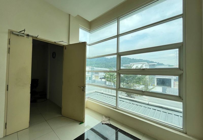 Kawasan Perindustrian Hi Tech 5