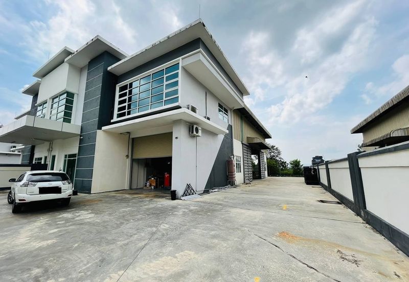 Kawasan Perindustrian Hi Tech 5