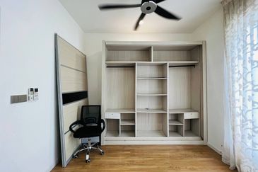 Parkfield Residences, Tropicana Heights