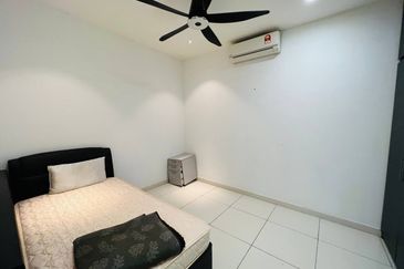 Parkfield Residences, Tropicana Heights