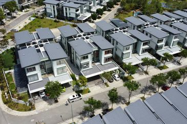 Parkfield Residences, Tropicana Heights