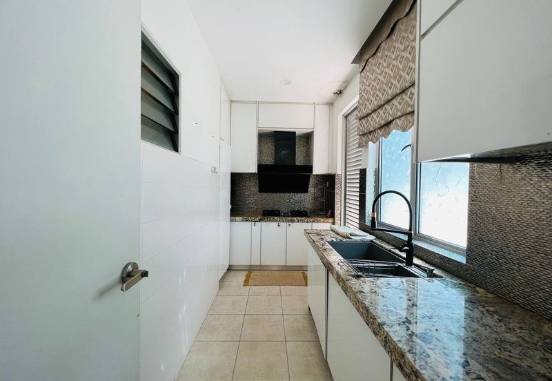 Parkfield Residences, Tropicana Heights