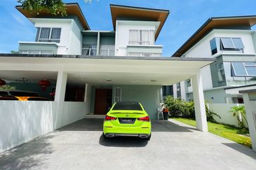 Parkfield Residences, Tropicana Heights