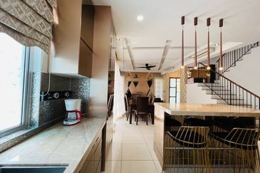 Parkfield Residences, Tropicana Heights