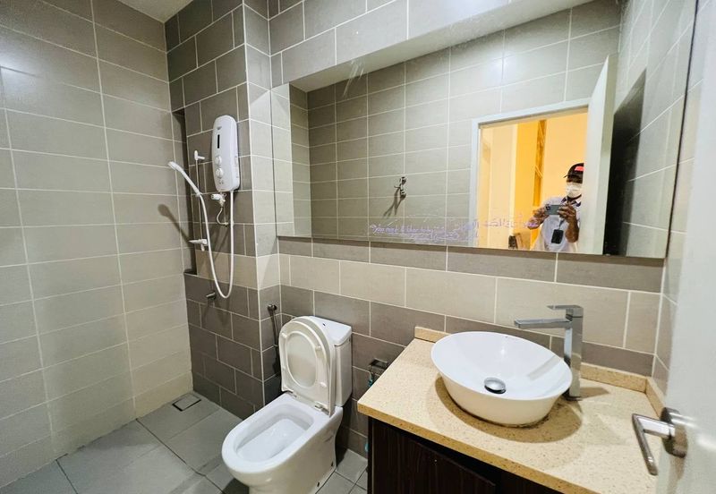 Parkfield Residences, Tropicana Heights