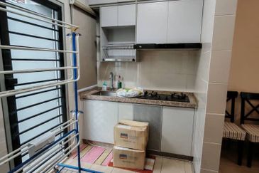 Evira @ Warisan Puteri