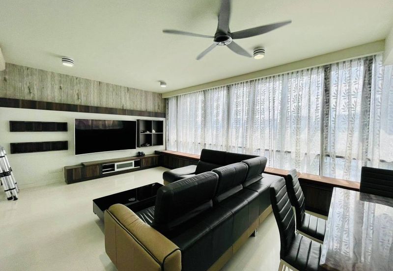 The Capers Sentul East