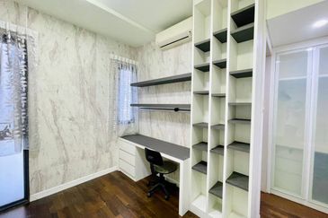 The Capers Sentul East