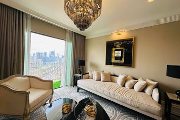 Datum Jelatek Residence