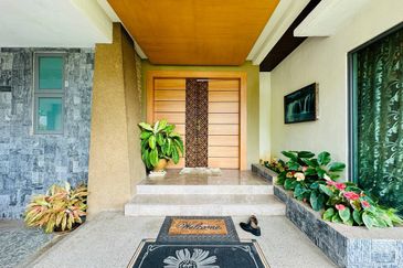 Perdana Lakeview East