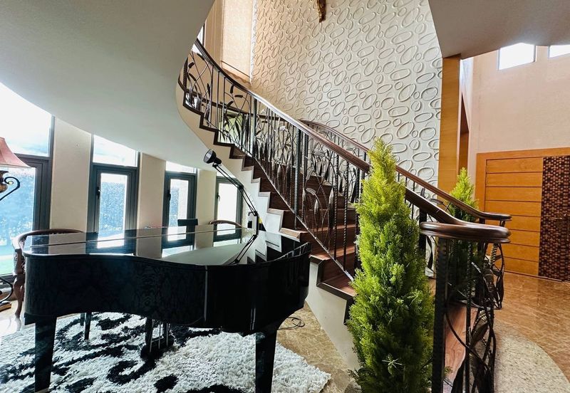 Perdana Lakeview East