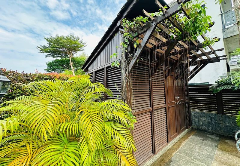 Perdana Lakeview East