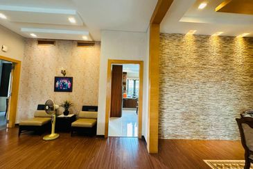 Perdana Lakeview East