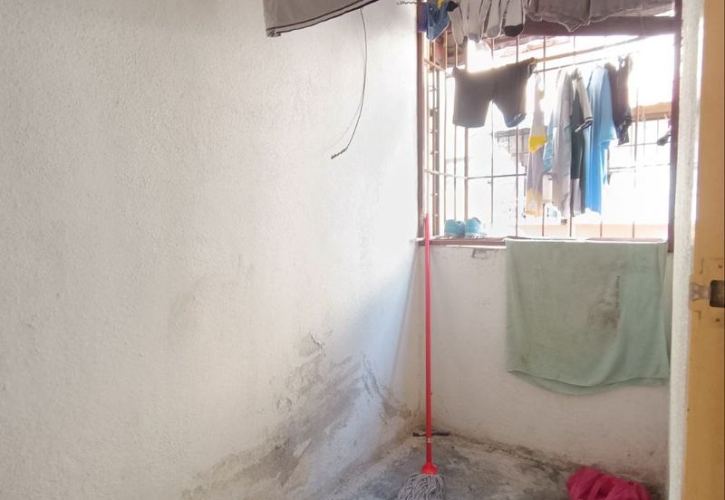 Flat PKNS, Seksyen 7