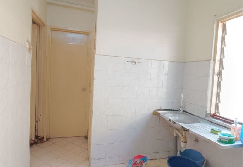 Flat PKNS, Seksyen 7