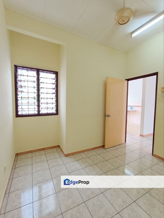 Single Storey Terraced House Fasa 4 Bandar Tasik Kesuma, Semenyih  Beranang, Selangor, Semenyih