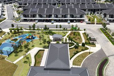 Bandar Tropicana Aman