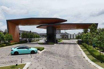 Bandar Tropicana Aman