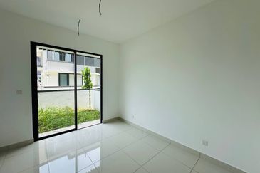 Bandar Tropicana Aman