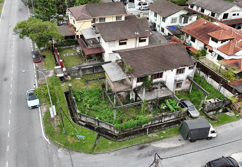 Jalan Enggang Timur 10