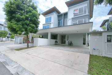 Parkfield Residences, Tropicana Heights