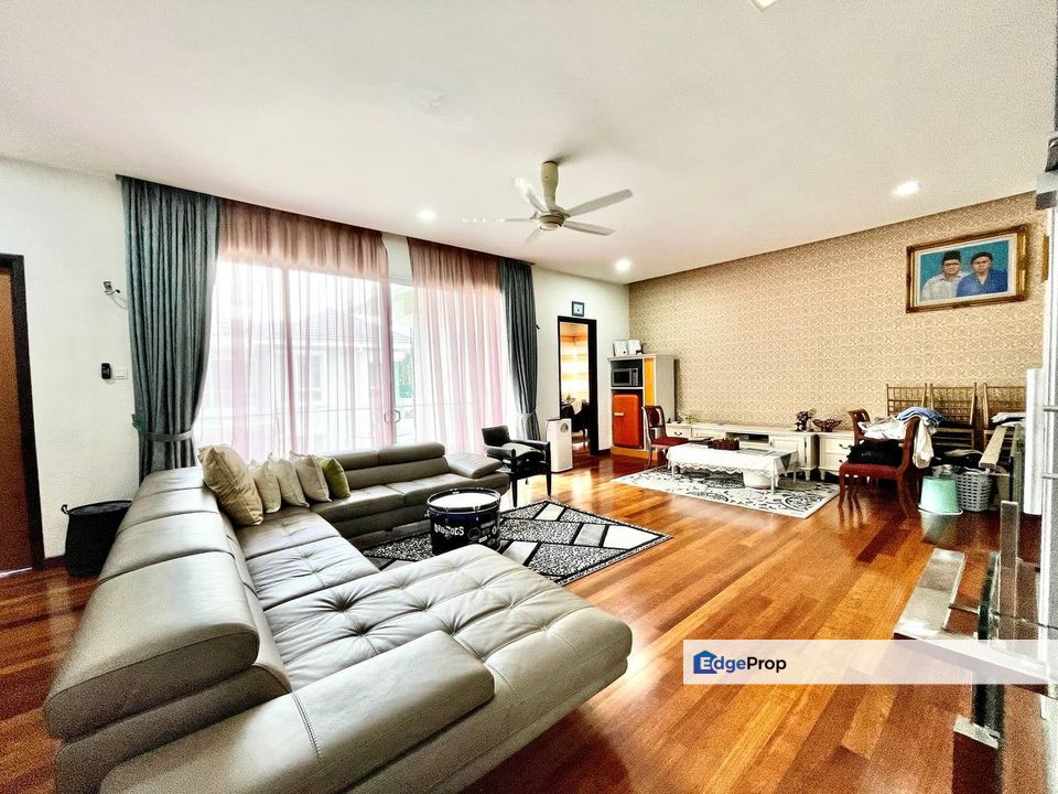 Double Storey Bungalow, Ukay Seraya, Ampang, Selangor, Ulu Kelang